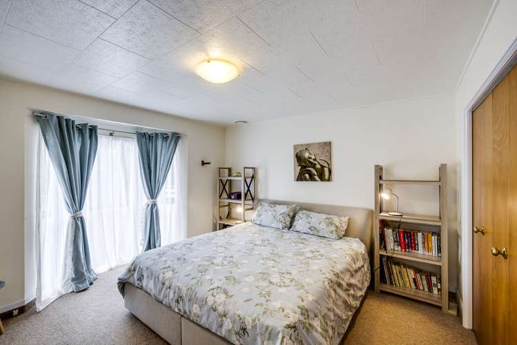 54 Allens Lane Clive_11