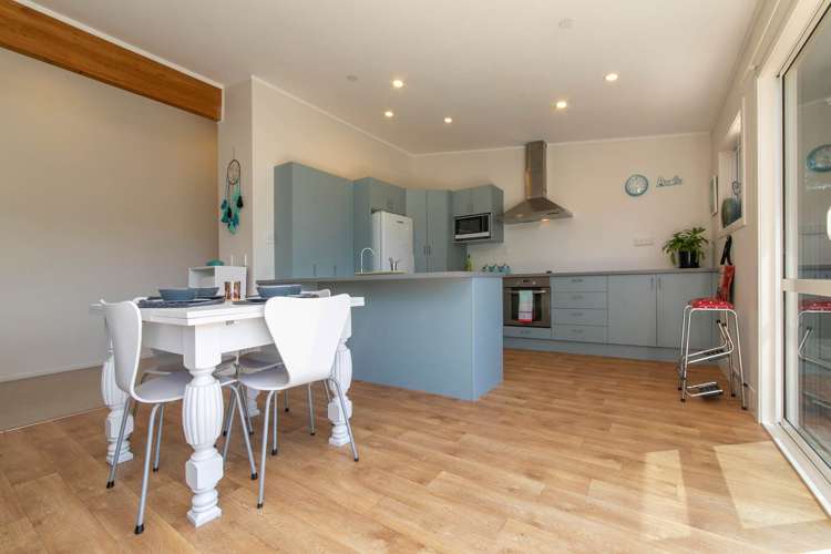 90 Warner Park Avenue Laingholm_11