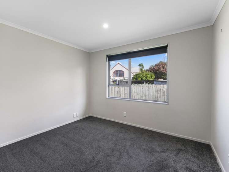 8 Suwyn Place Manurewa_13
