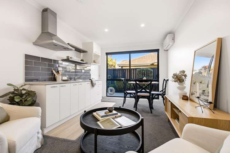 4 Sarah Court Rototuna_15