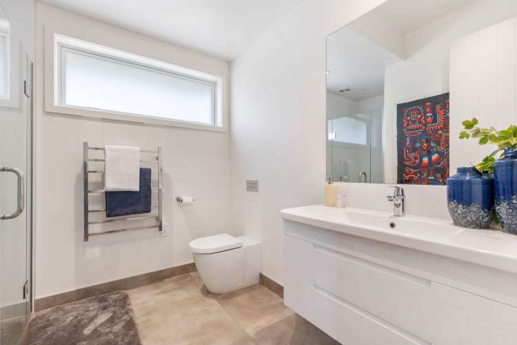574 Ormiston Road Flat Bush_40