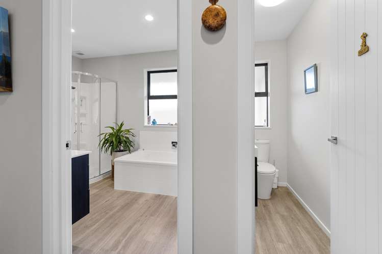 6 Trent Place Lake Hood_20