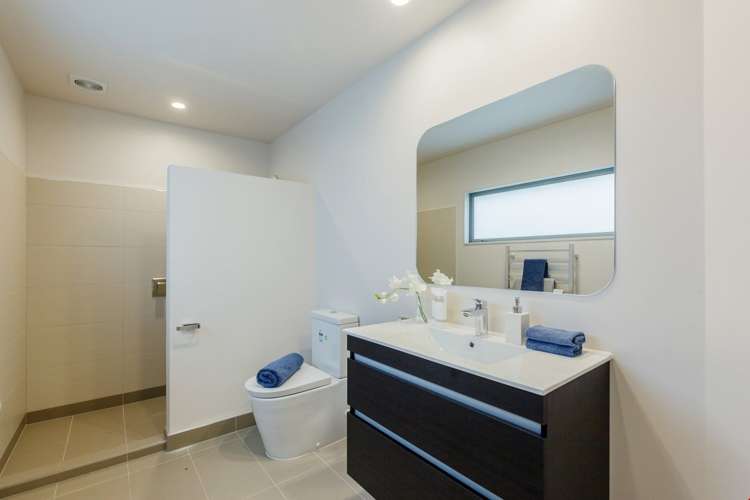 6 Marama Street Castor Bay_21