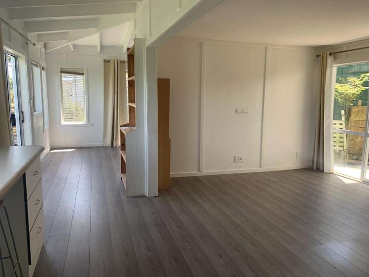 B/140 Attwood Road Paremoremo_10
