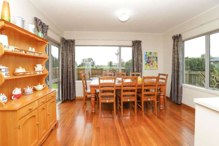 41 Wiltshire Drive Puketaha_5