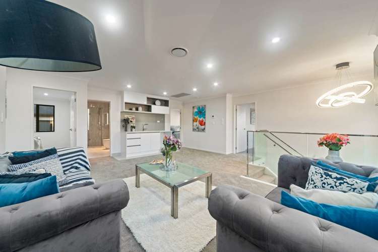 1 Woodacre Street Flat Bush_9