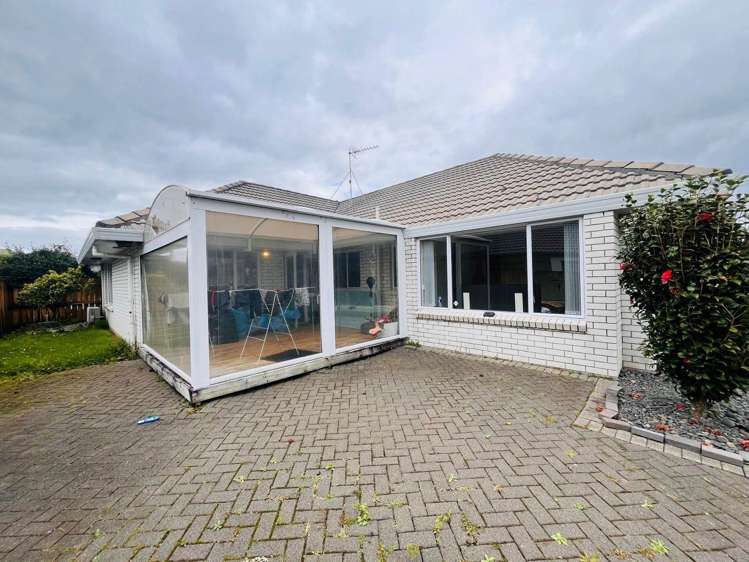 2/1 Amadeus Place Northpark_13