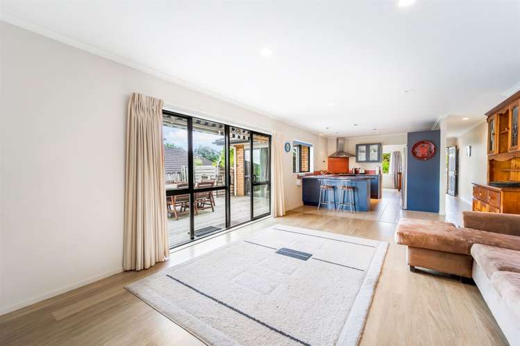 10 Jelas Road Red Beach_1