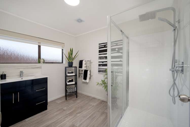 1/87 Cook Street Howick_15