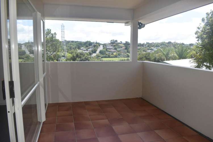 114 Frederick Street Hillsborough_9