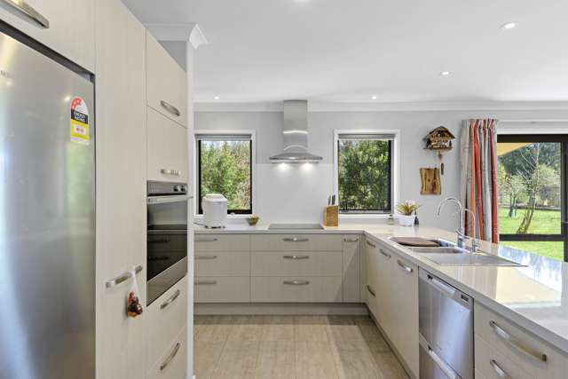 722 Downs Road West Eyreton_3