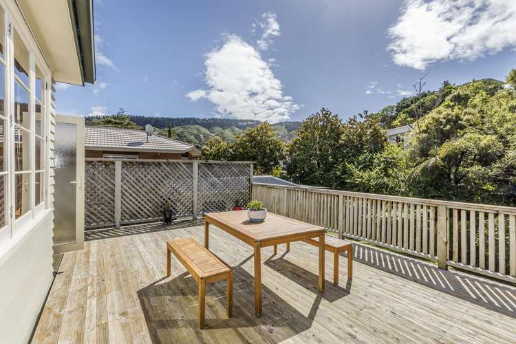 8 Lyndhurst Road Tawa_2
