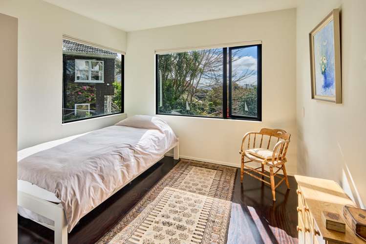 8 Tawa Street Eastbourne_20