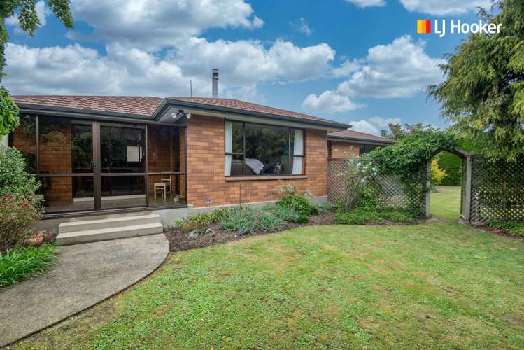 495 Centre Road Momona_13