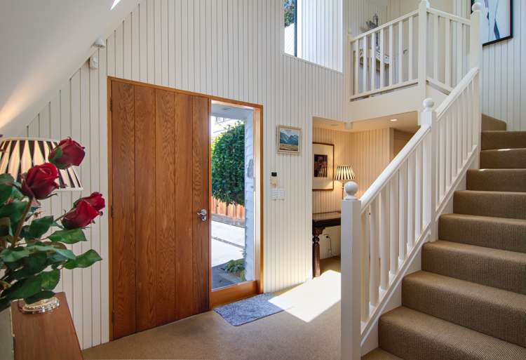 615 Peninsula Road Kelvin Heights_21