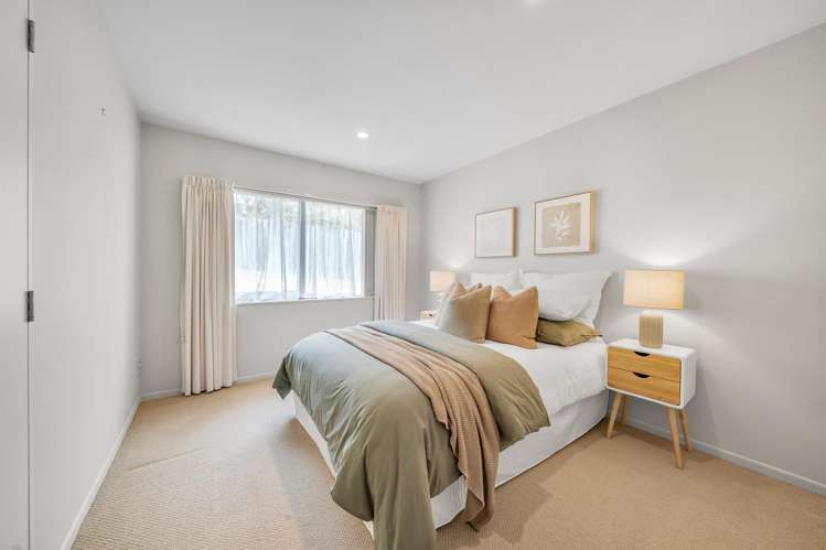 16 Leafield Crescent Henderson_29