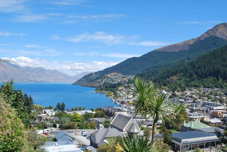9 Edgar Street Queenstown_6