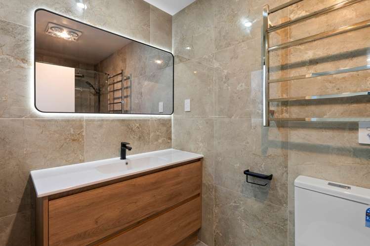 28 Castlebane Drive Flat Bush_27