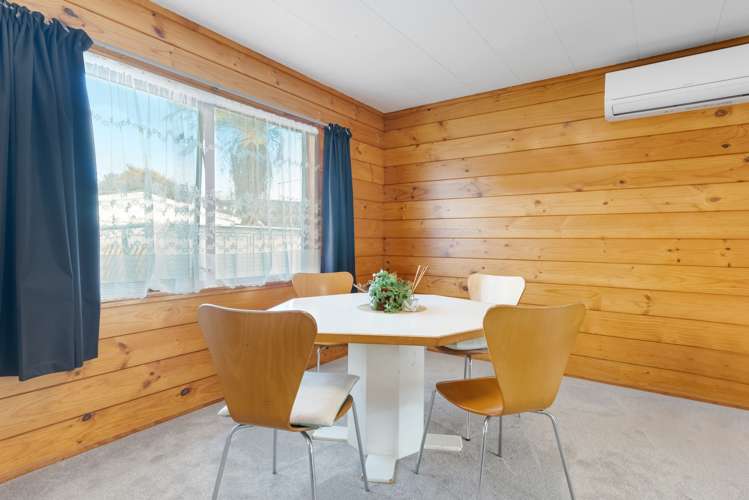 2/16 Ingram Street Papakura_5