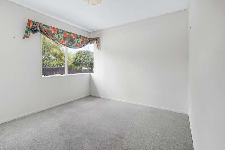 35 Moreland Avenue Pukete_13