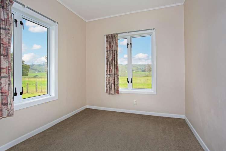 114 Frost Road Onewhero_10