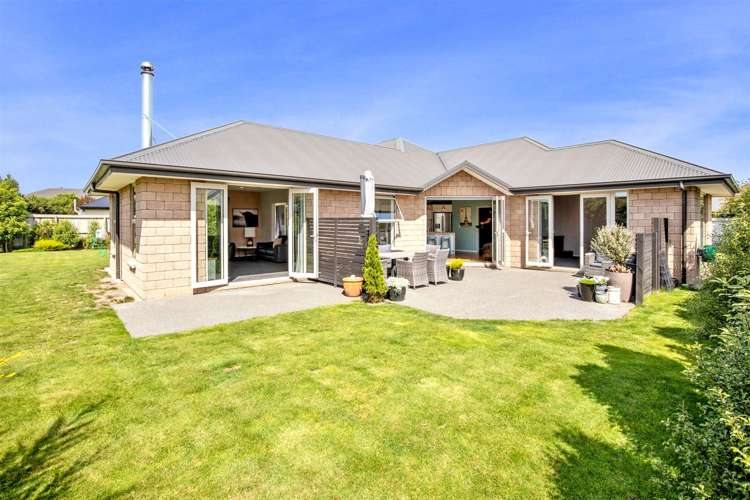 25 Faulks Drive Lincoln_19