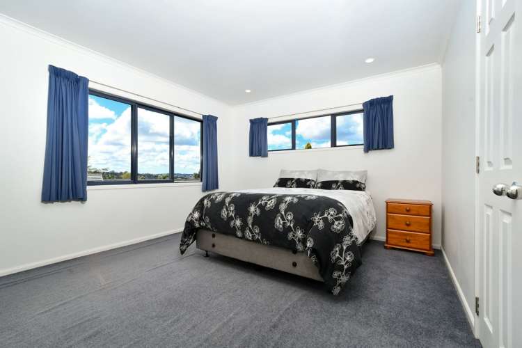 11 Rosetti Rise West Harbour_18