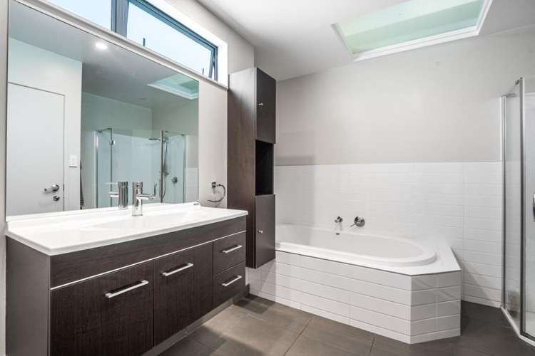 2/36 Penney Avenue 10044_14