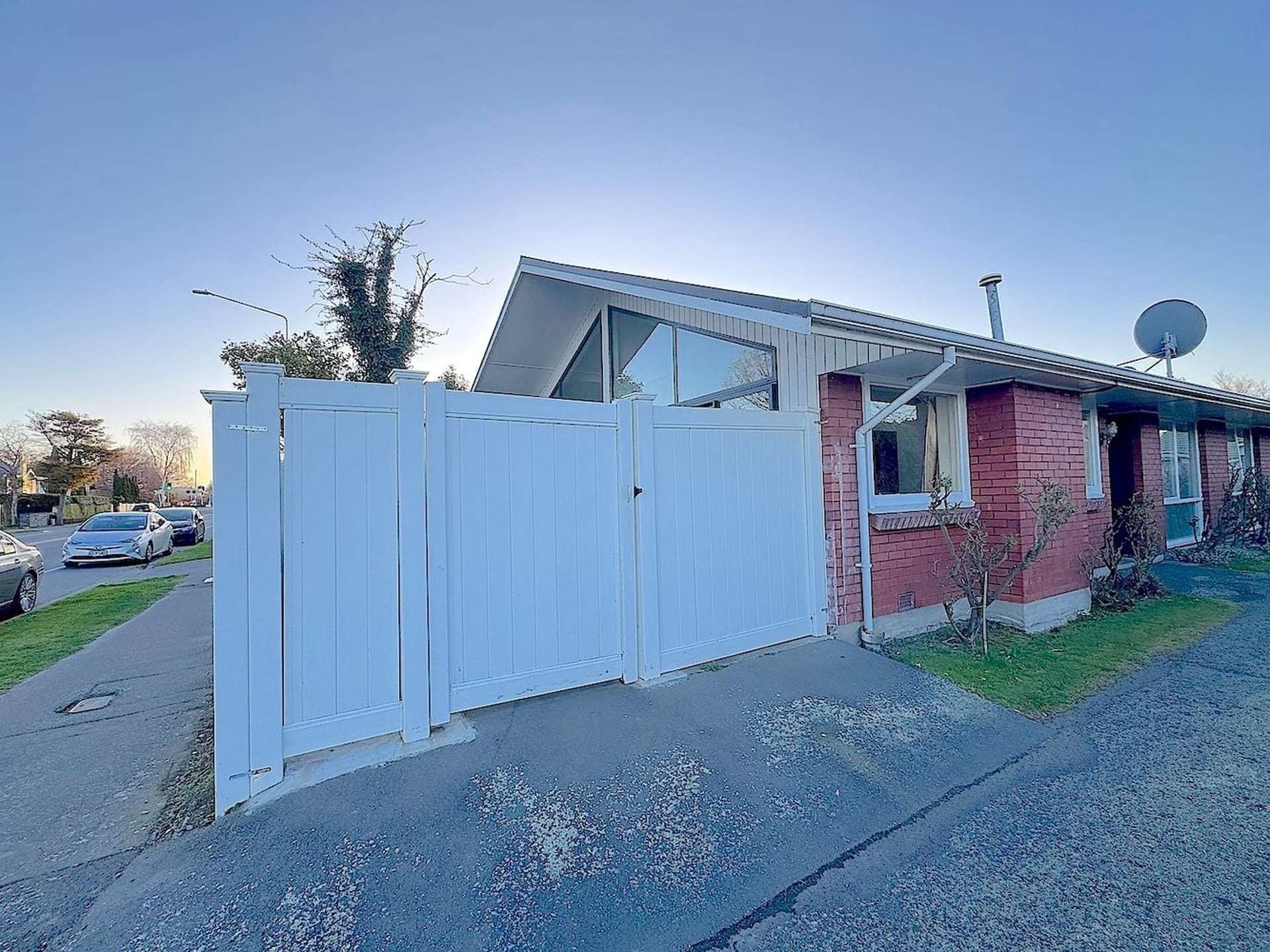 1/129 Glandovey Road Strowan_0