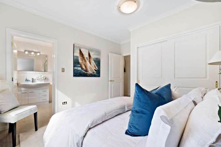 285 Hill Road The Gardens_9