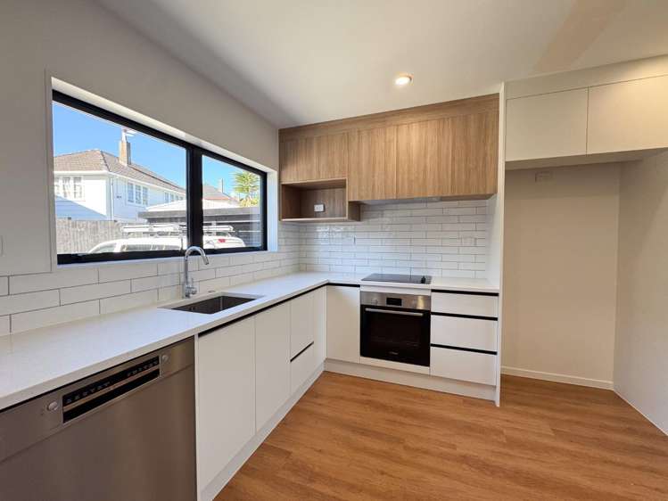 7/38 Roseman Avenue 10044_1