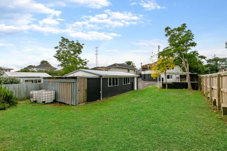 4 Paton Avenue Te Atatu South_16