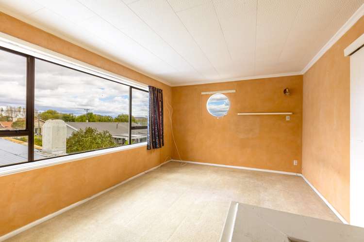 4 Woburn Street Waipukurau and Surrounds_11