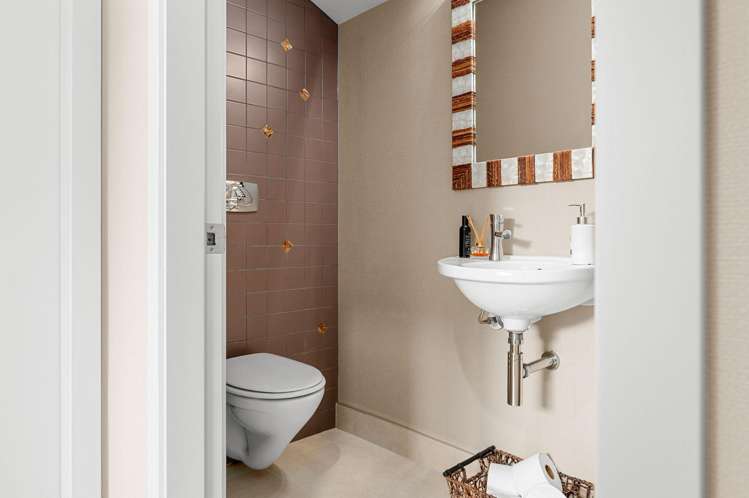 17 Pollock Drive Chartwell_17