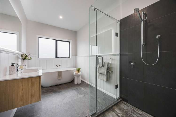 106 Metoriti Crescent Paerata_12