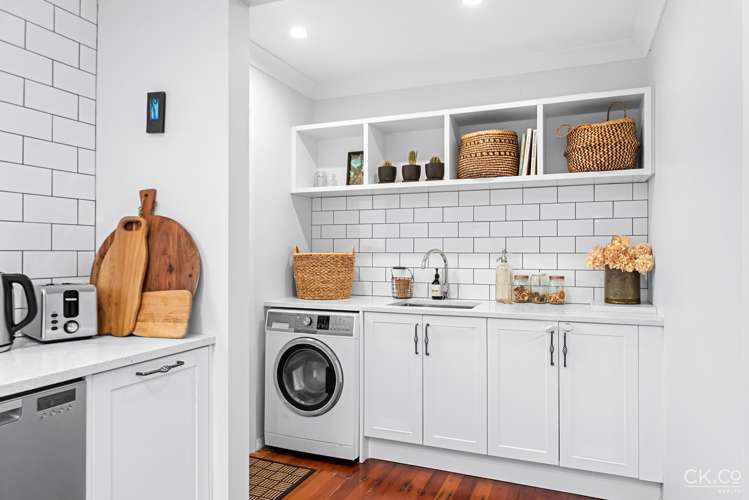 5 Chilton Grove Lower Hutt_10