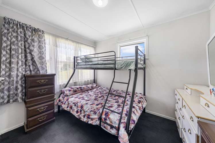 2/35 Forbes Road Favona_10