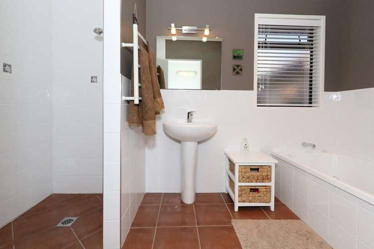 34 Woodside Road Matangi_30