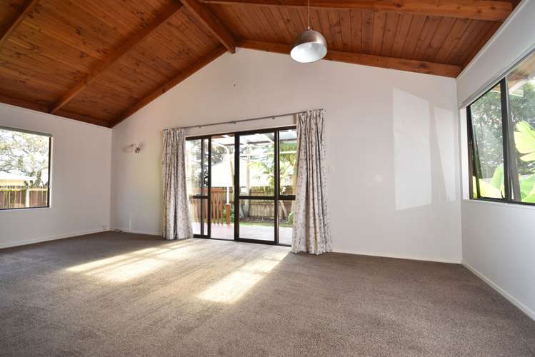 4 Glen Close Glen Eden_6