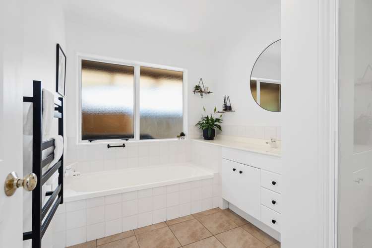 11 Bush Haven Drive Kamo_17