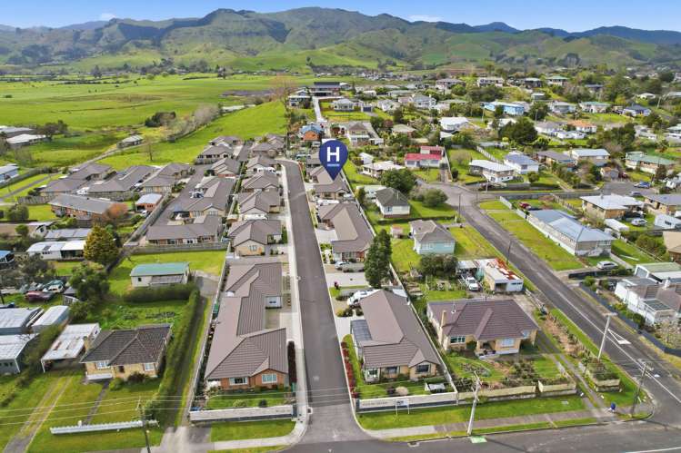 8 Black Rock Way Paeroa_22