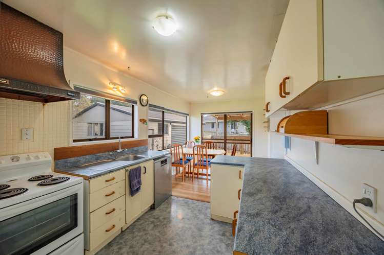 12 Camphora Place Ranui_10
