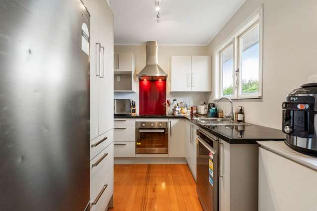 64 La Trobe Street Pakuranga Heights_2