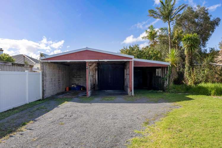 8 Dexter Avenue Mount Eden_21