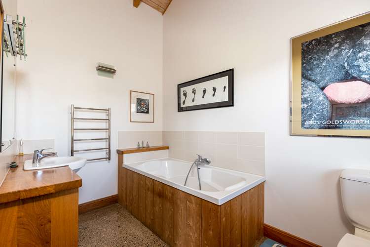 127 Neudorf Road Upper Moutere_9