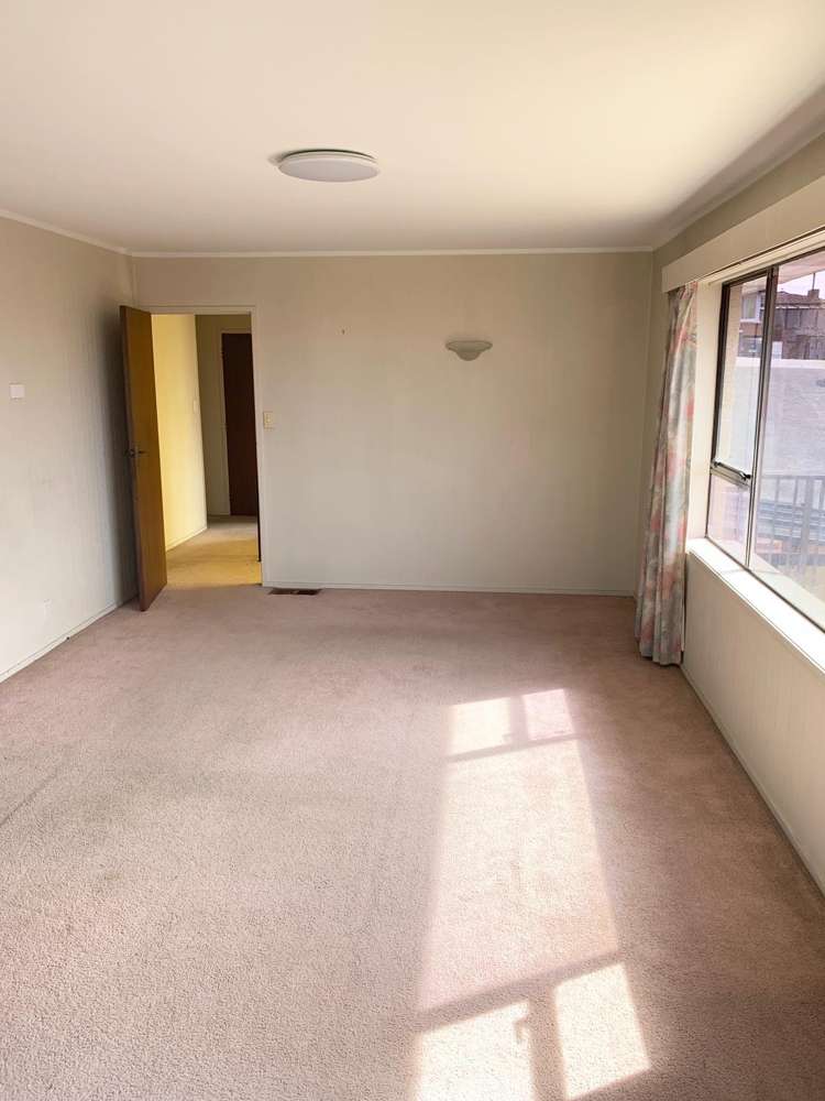 1/39 Sunset Road Totara Vale_4