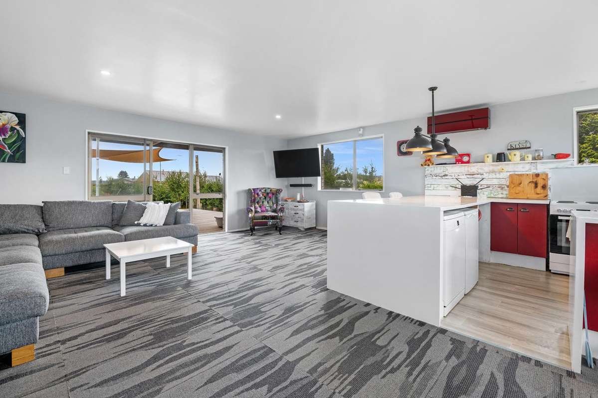 7,9,11 Kahikatea Street_1