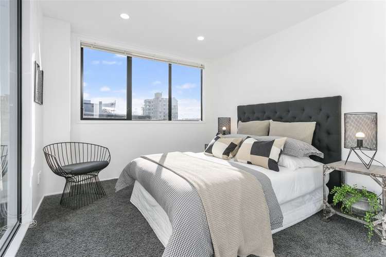 4a/175 Hurstmere Road Takapuna_12