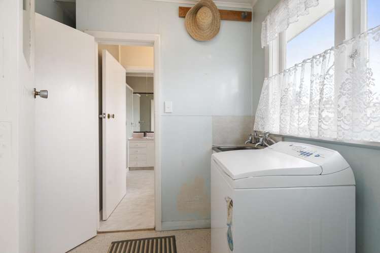 18 Fairview Avenue Feilding_11