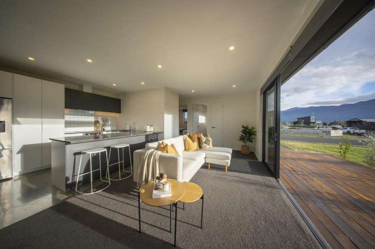 60 Takitimu Avenue Te Anau_23